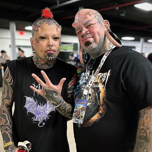 3503918010186647841_3503917999944142730