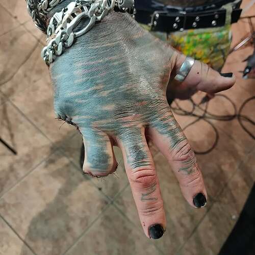 3194900520733046602_3194900513678392528