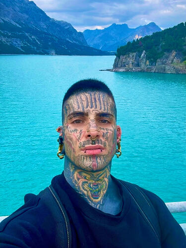 loscoboy_1758809515_3729486982847199292_217627565