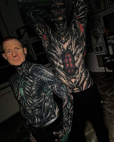 3526717163136634426_3526717148557318869